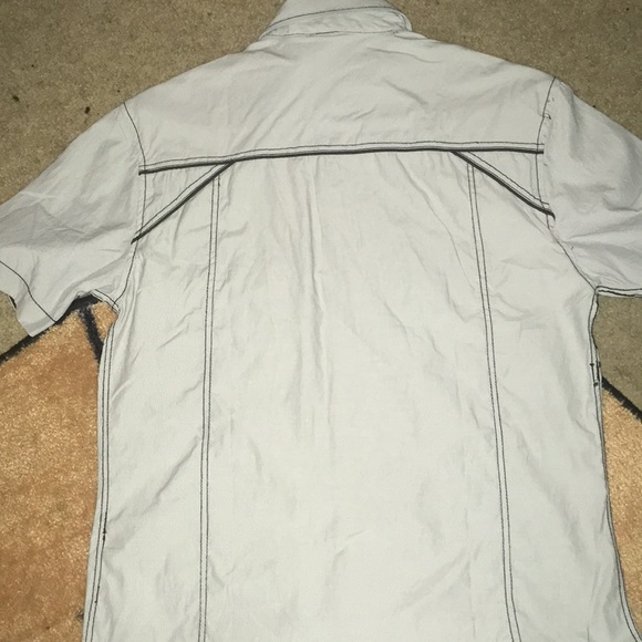 Various Artists black and white button up - Picture 3 of 3